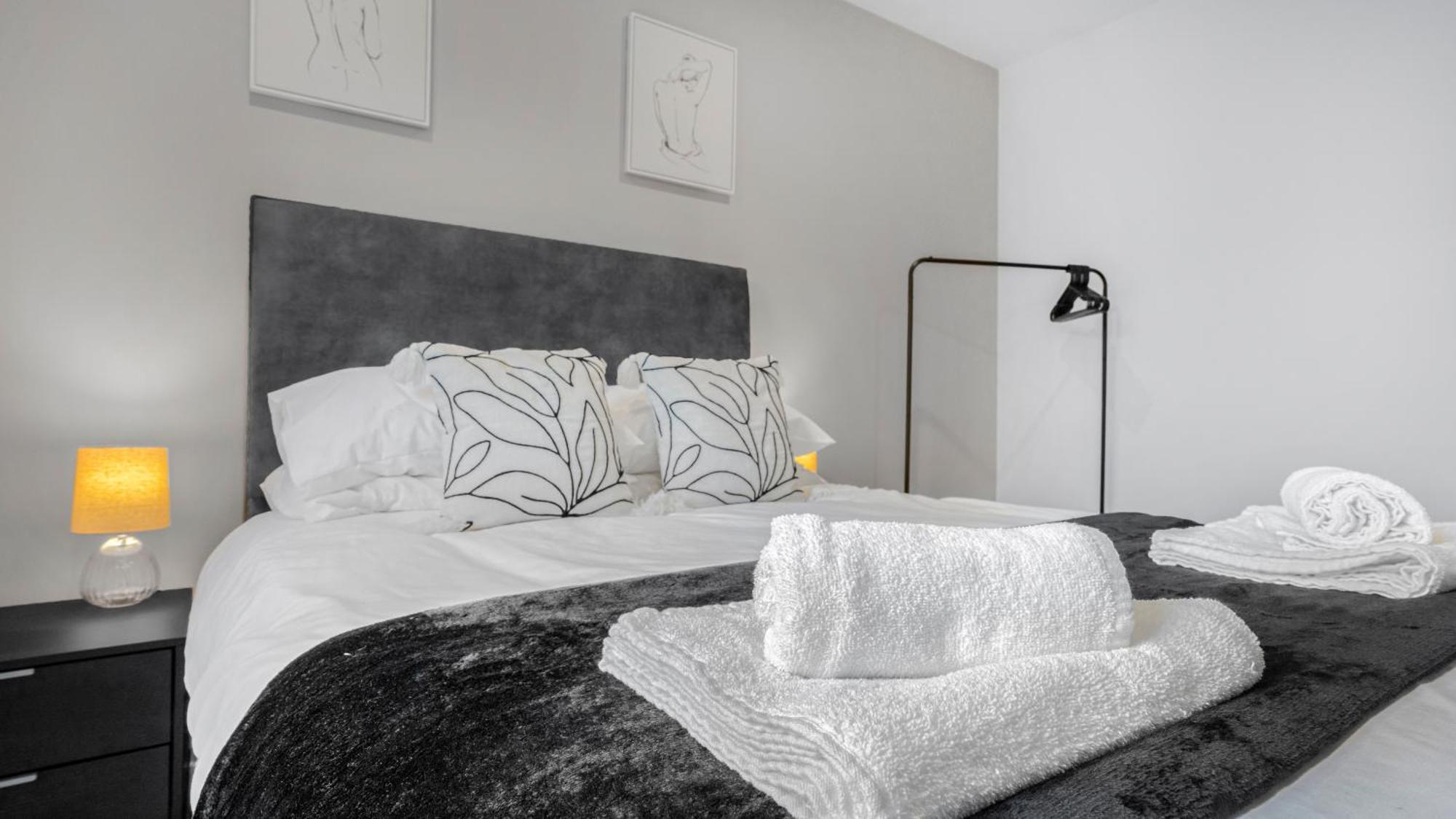 Axium Escape- 2 Bed Apartment, Birmingham City Centre Exterior photo